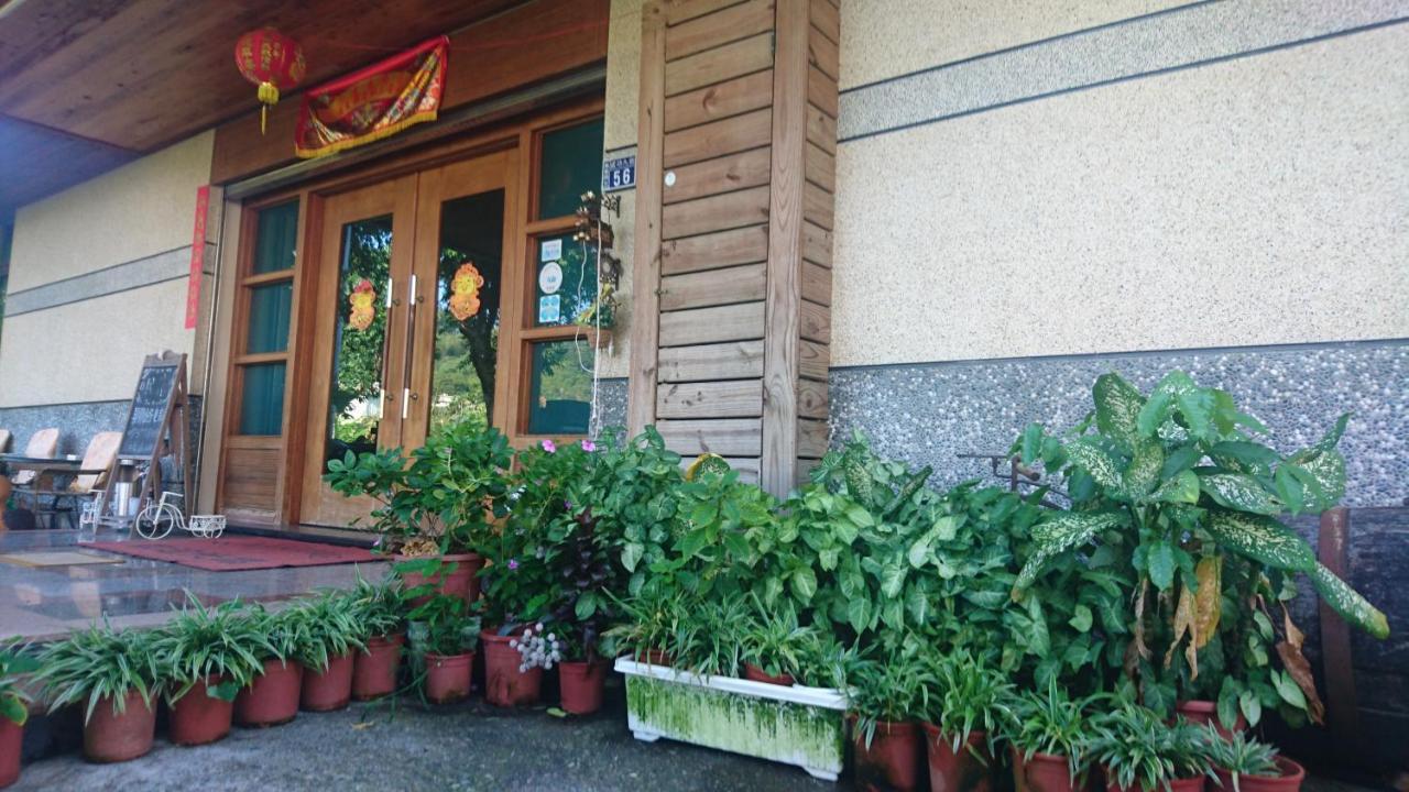 Chong Er Ya She Homestay Jiji Exteriér fotografie